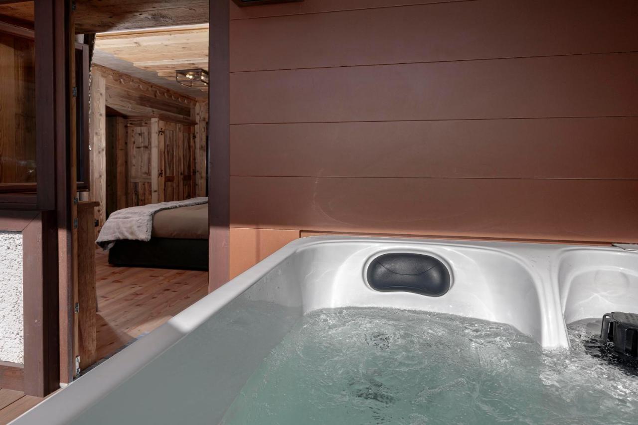 Ski Apartment Francois Hot Tub & Central Location With Hotel Services Breuil-Cervinia Exterior photo